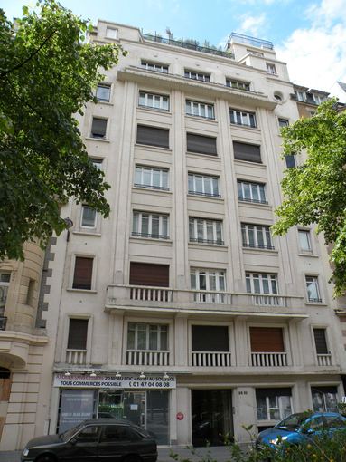  88 86, boulevard Raspail